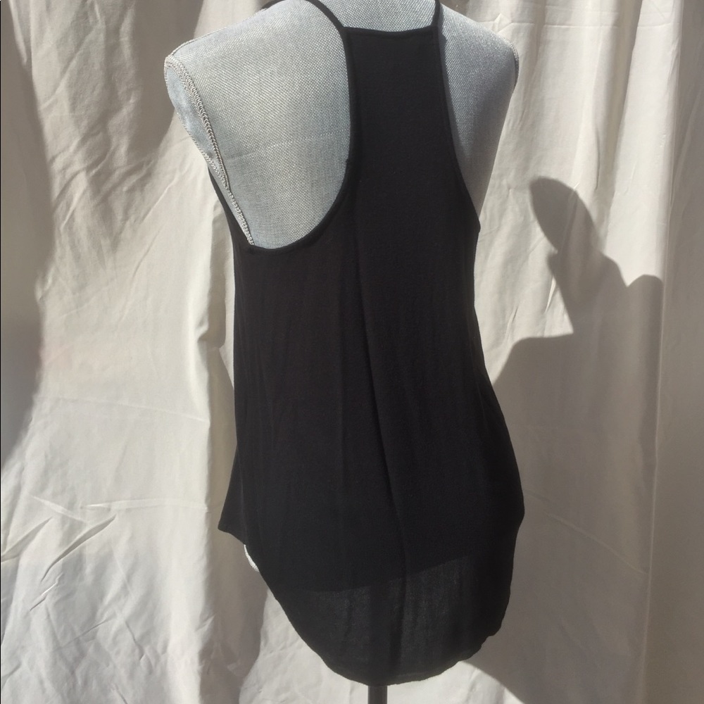 Basic Black Top - Picture 5 of 10